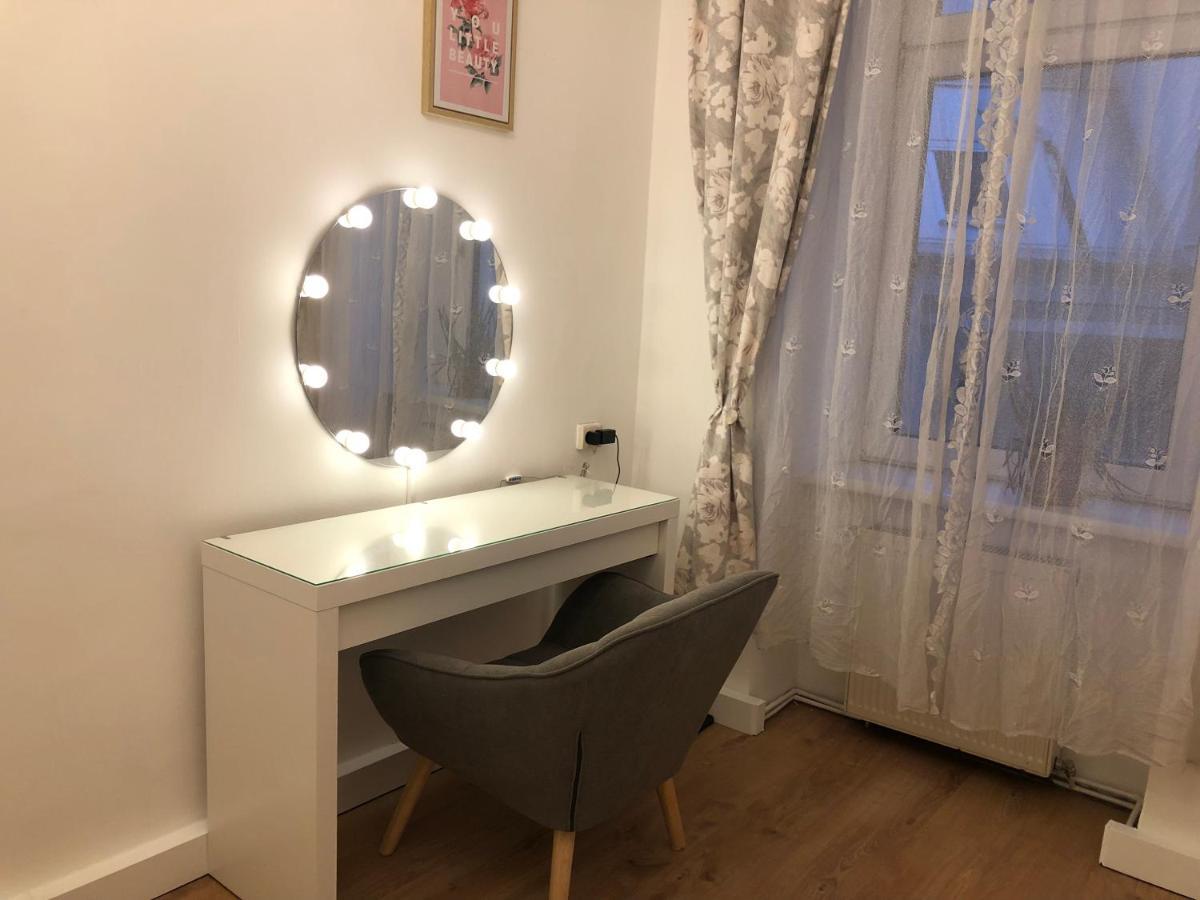 Central Apartment Near Subway Station 2 Виена Екстериор снимка