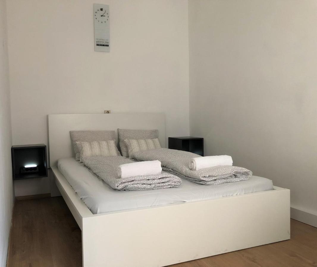 Central Apartment Near Subway Station 2 Виена Екстериор снимка