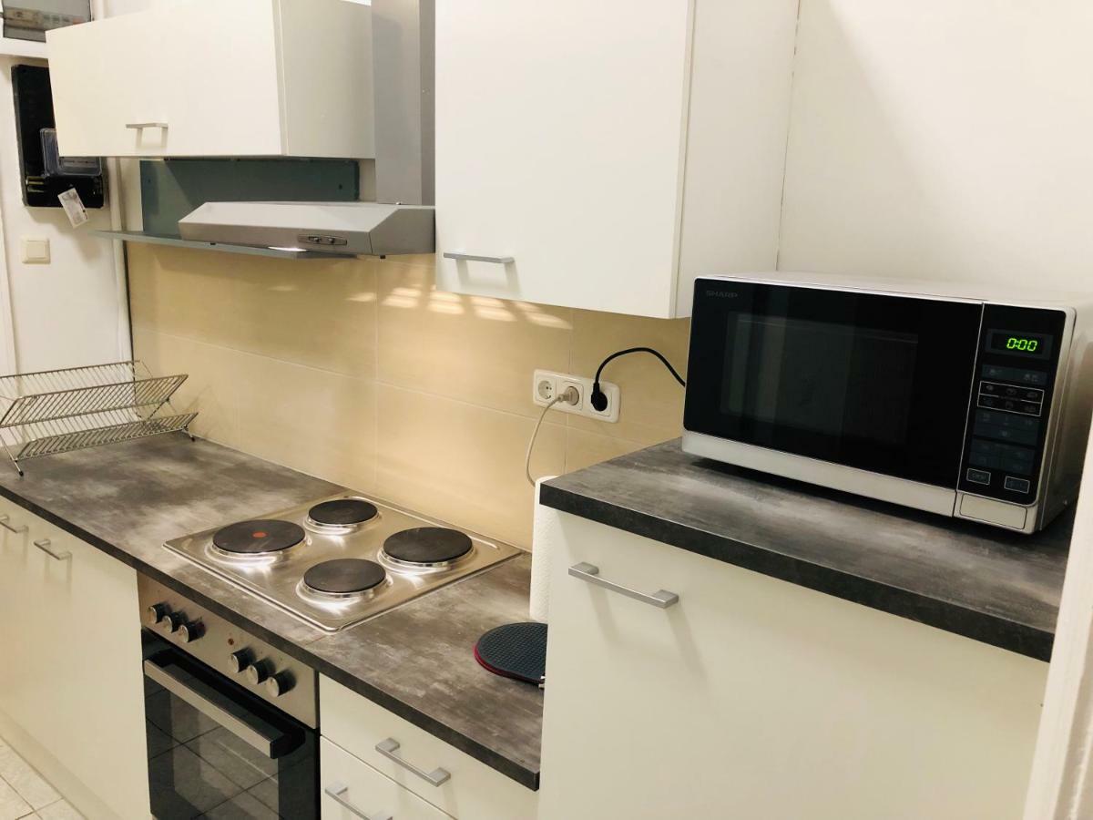 Central Apartment Near Subway Station 2 Виена Екстериор снимка