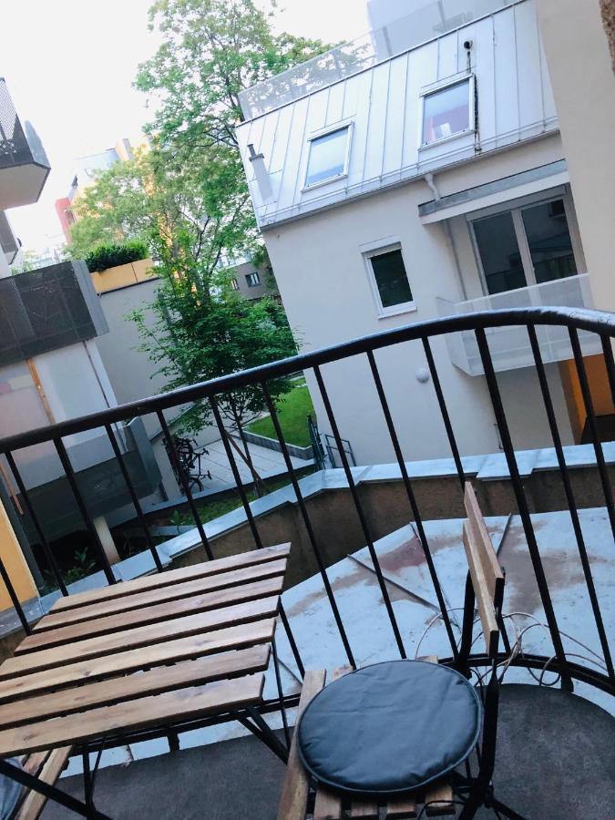 Central Apartment Near Subway Station 2 Виена Екстериор снимка